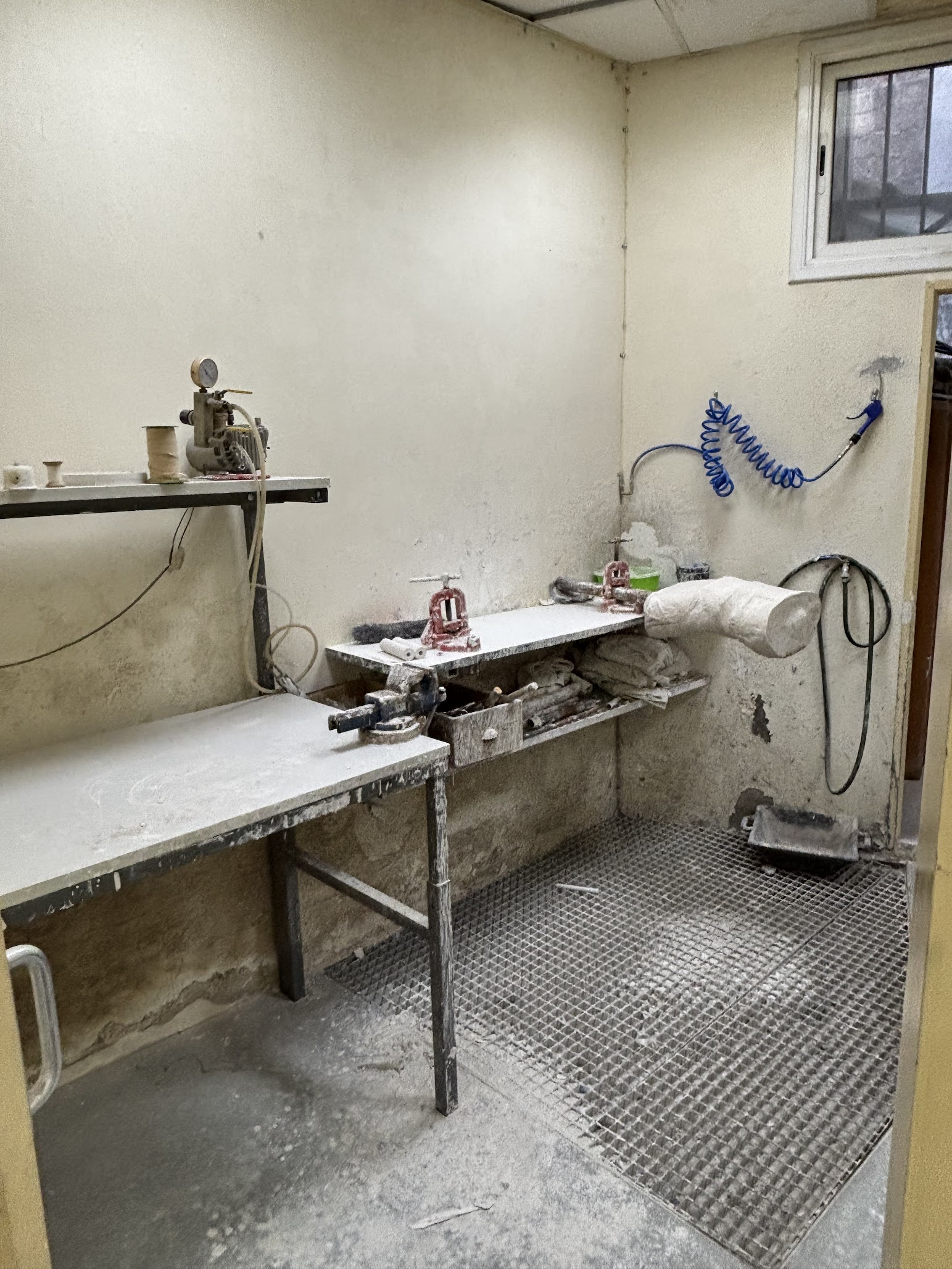 Sala de moldes y escayolas para la fabricación a medida